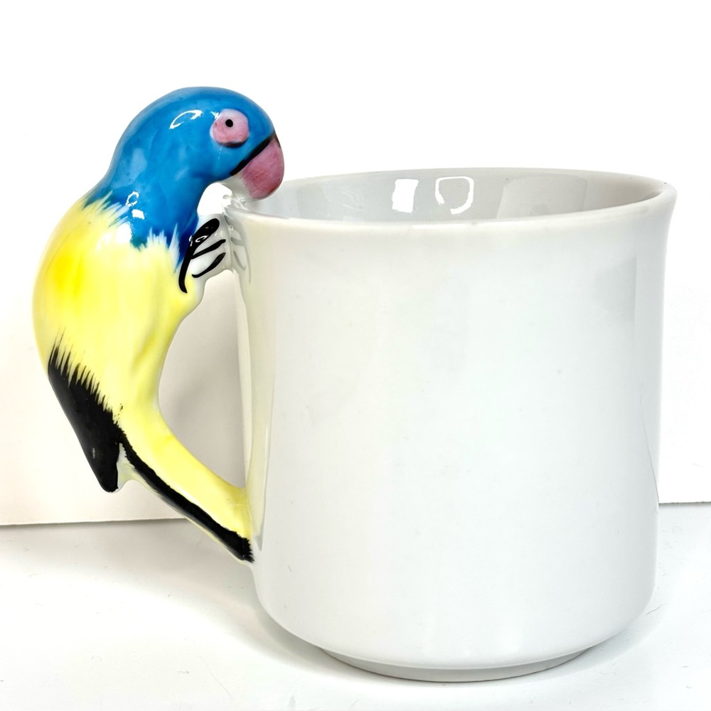 Pier One Colorful Tropical 3D Yellow Blue‎ Bird Parrot Handle Ceramic Coffee Mug